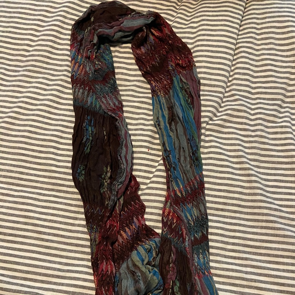 World market scarf